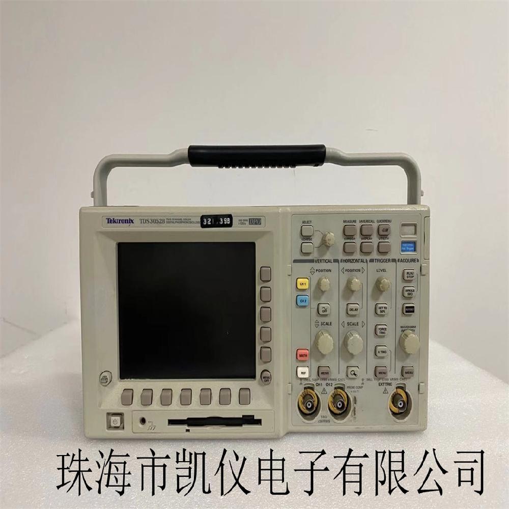 ̩ʾ-Tektronix-TDS3052B