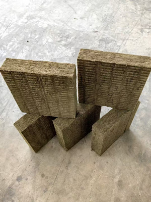 ް峧