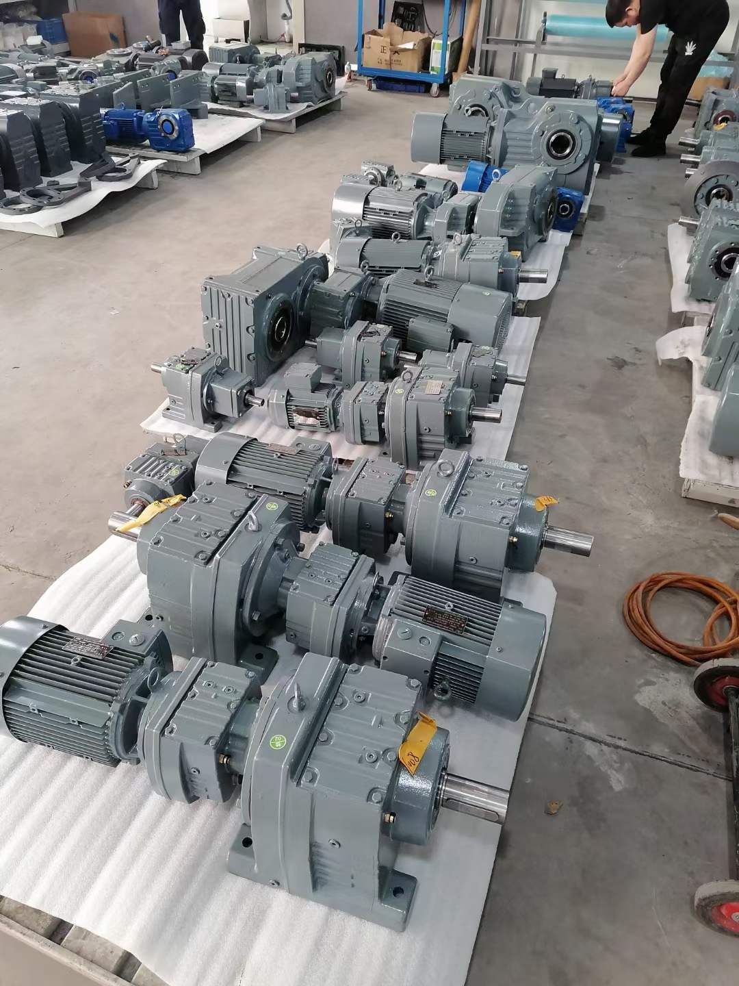 R17-YEJ0.37KW-2P-NA59ٻMC2PEHF06