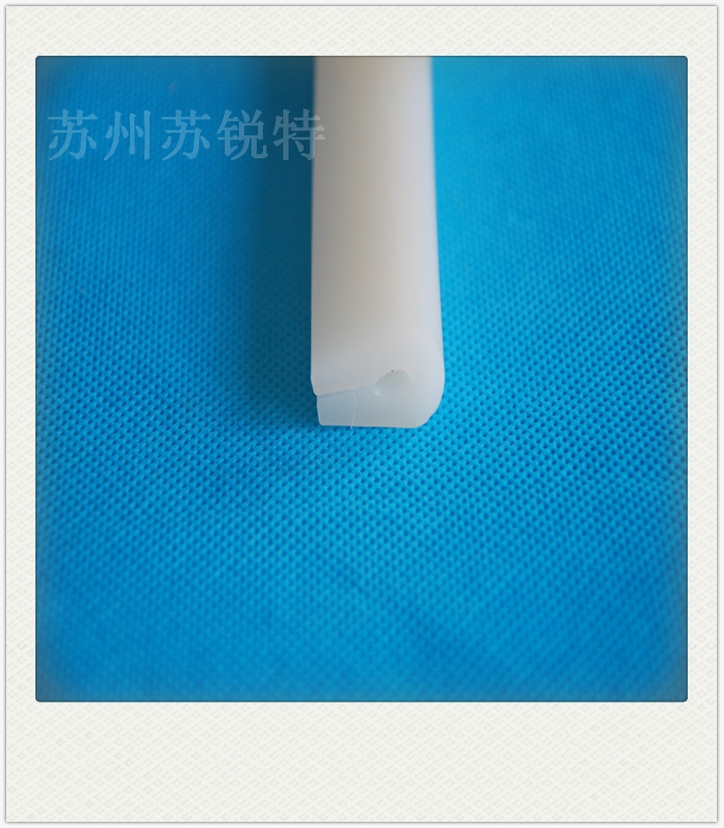 Uϻ͸͹轺ܷƤ
